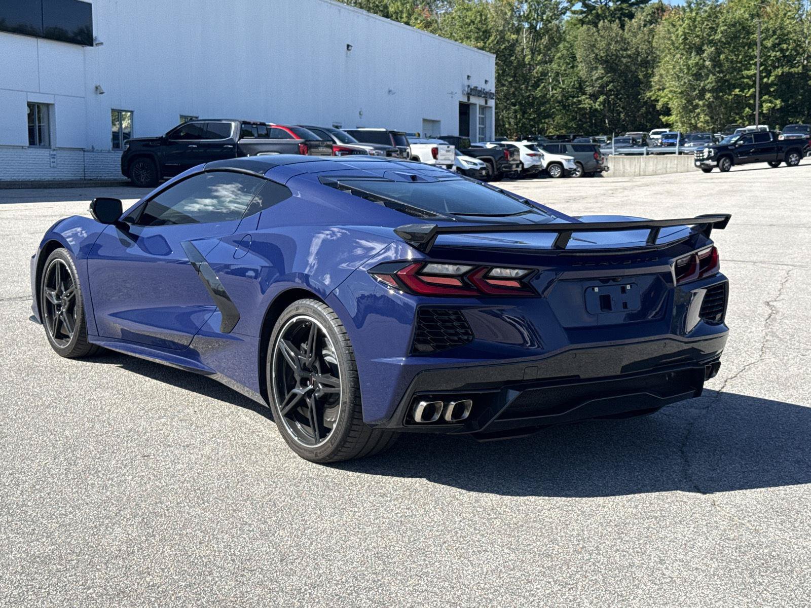 Used 2025 Chevrolet Corvette Stingray Preferred Cpe w/ Z51 Performance Package RWD image 4