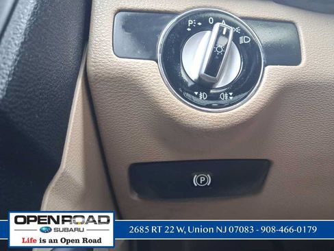 Used 2010 Mercedes-Benz GLK 350 4MATIC image 15
