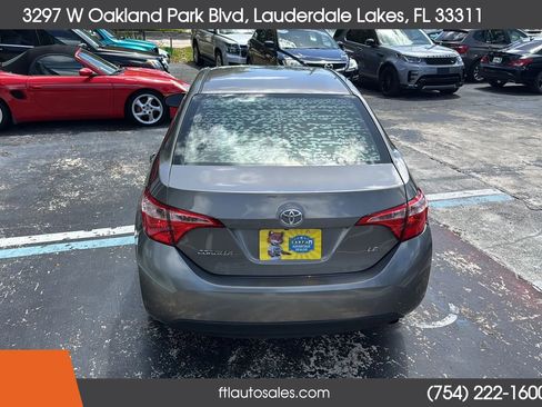 Used 2017 Toyota Corolla LE image 9
