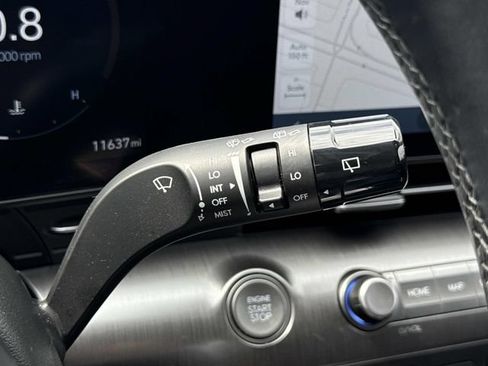 Used 2024 Hyundai Kona Limited AWD/4WD image 26