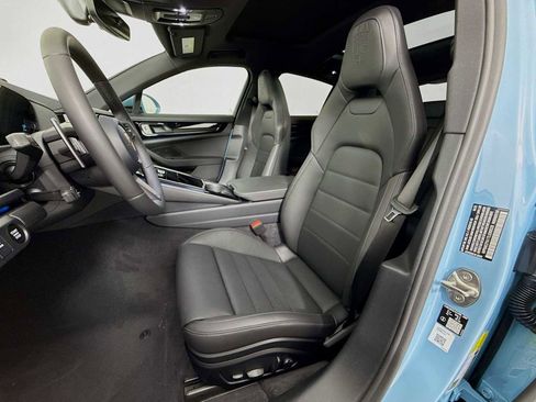 New 2026 Porsche Panamera 4 image 5