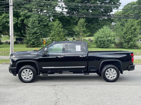 Certified 2024 Chevrolet Silverado 2500 High Country AWD/4WD image 6
