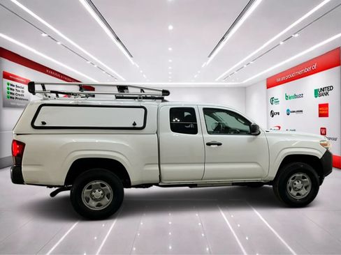 Used 2019 Toyota Tacoma SR RWD image 8