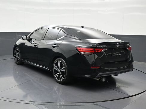 Used 2022 Nissan Sentra SR w/ Electronics Package FWD image 3