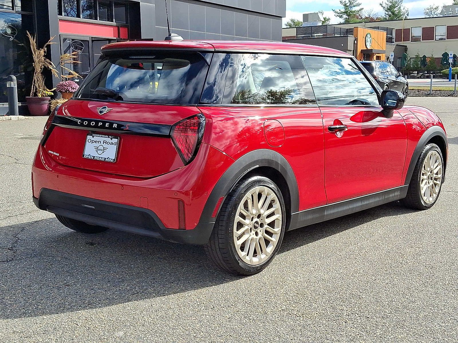 Used 2025 MINI Cooper S FWD image 6