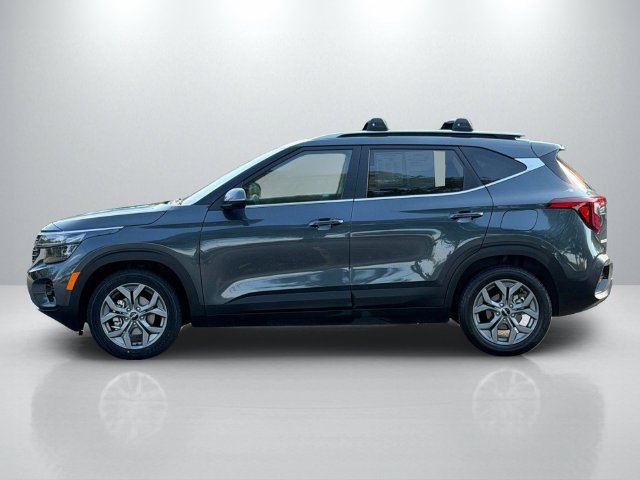 Certified 2025 Kia Seltos S FWD image 5
