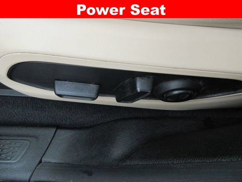 Used 2022 Jeep Grand Cherokee L Limited AWD/4WD image 30