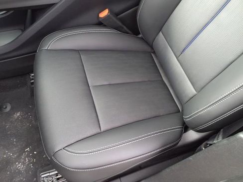 New 2025 Cadillac Lyriq Luxury image 16