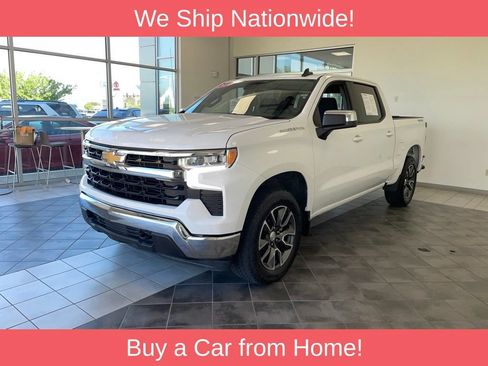 Used 2024 Chevrolet Silverado 1500 LT AWD/4WD image 2