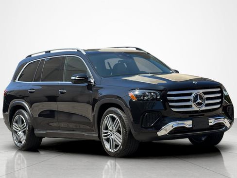Used 2026 Mercedes-Benz GLS 450 4MATIC image 7