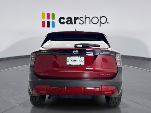 Used 2026 Nissan Kicks SR w/ SR Premium Package AWD/4WD image 4