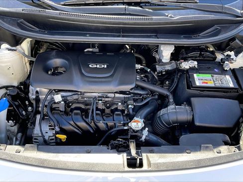 Used 2017 Kia Rio LX w/ Power Package image 10