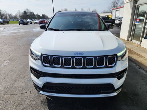 Used 2024 Jeep Compass Limited w/ Elite Group AWD/4WD image 8