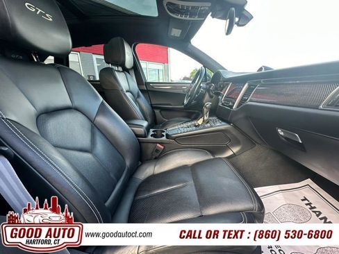 Used 2017 Porsche Macan GTS image 10