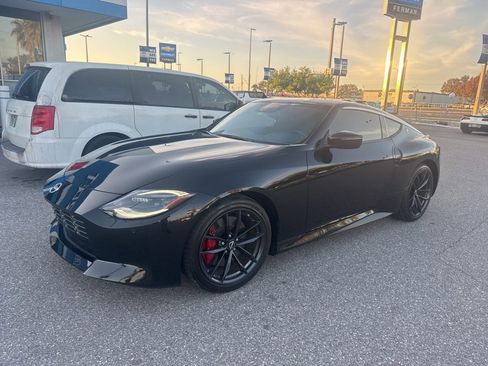 Used 2024 Nissan Z Performance w/ Floor Mat Package image 3