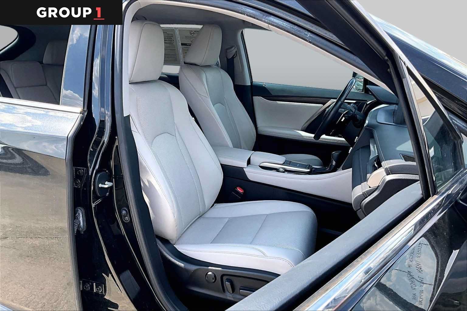 Used 2022 Lexus RX 350 FWD w/ Premium Package image 8