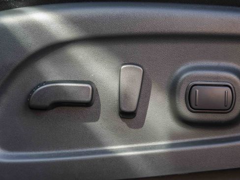 Used 2024 Nissan Titan PRO-4X w/ Pro-4x Utility Package image 25