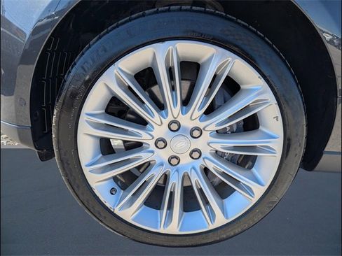 Used 2018 Land Rover Range Rover Supercharged image 20