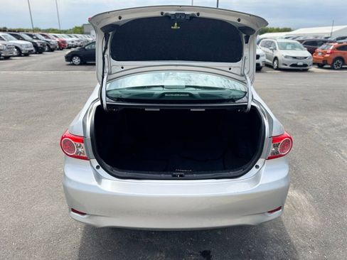 Used 2012 Toyota Corolla LE FWD image 40