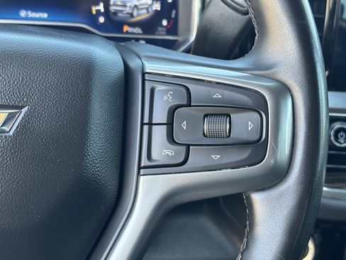Used 2025 Chevrolet Silverado 1500 LT AWD/4WD image 30