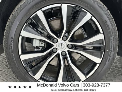 Certified 2025 Volvo XC60 B5 Plus AWD/4WD image 10