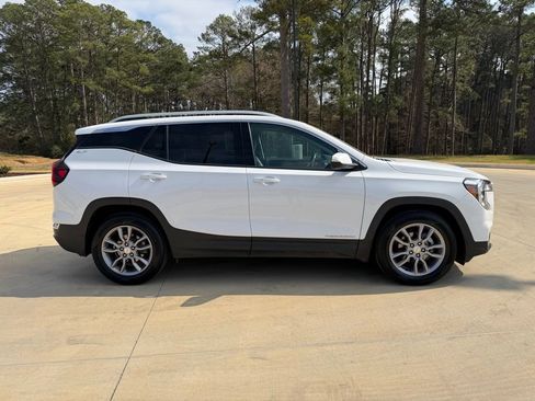 Used 2022 GMC Terrain SLT image 6