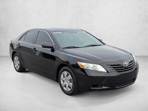 Used 2007 Toyota Camry LE image 3