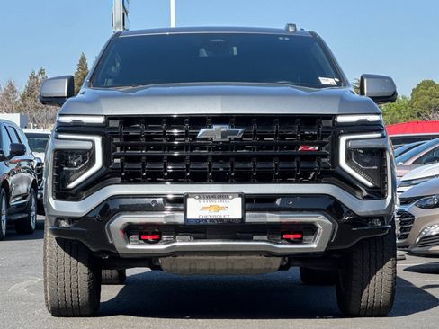 Used 2025 Chevrolet Tahoe Z71 image 10