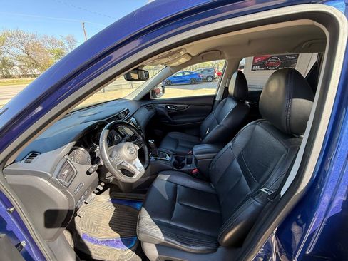 Used 2018 Nissan Rogue SL image 9