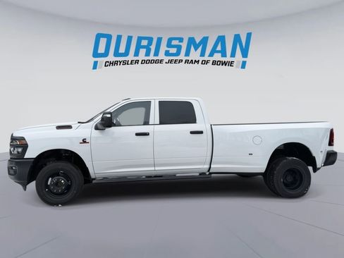 New 2026 RAM 3500 Tradesman image 3