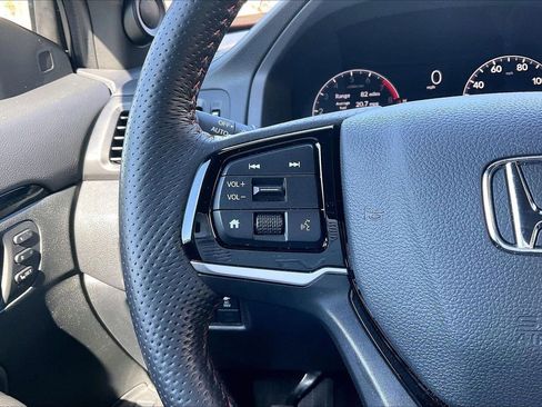 Used 2025 Honda Ridgeline Black Edition image 31