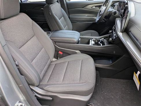 New 2026 Chevrolet Traverse LT w/ Driver Confidence Package image 27