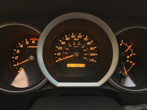 Used 2008 Toyota 4Runner Sport RWD image 18