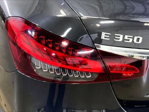 Certified 2021 Mercedes-Benz E 350 4MATIC Sedan image 28