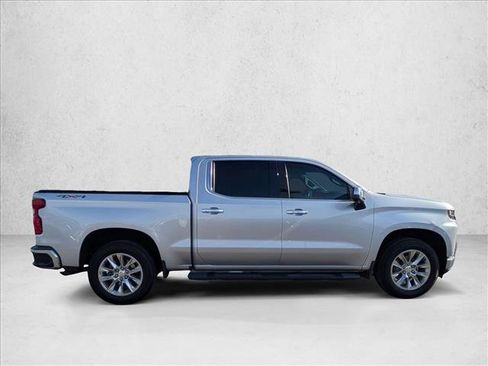 Used 2019 Chevrolet Silverado 1500 LTZ w/ LTZ Convenience Package AWD/4WD image 4