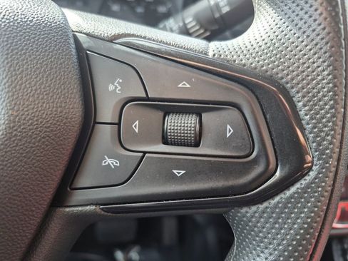 Used 2022 Chevrolet TrailBlazer LT w/ Convenience Package image 14