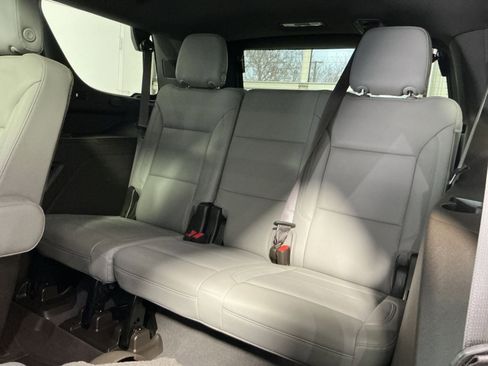 Used 2021 Chevrolet Tahoe Z71 w/ Z71 Off-Road Package image 33