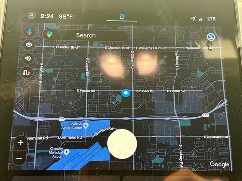 New 2025 Volvo XC90 B6 Plus w/ Protection Package Premier image 14