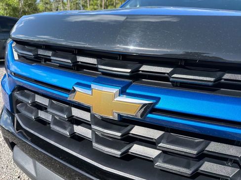 Used 2021 Chevrolet Colorado LT image 9