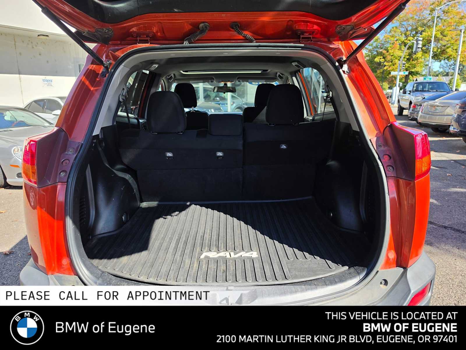 Used 2015 Toyota RAV4 XLE AWD/4WD image 18