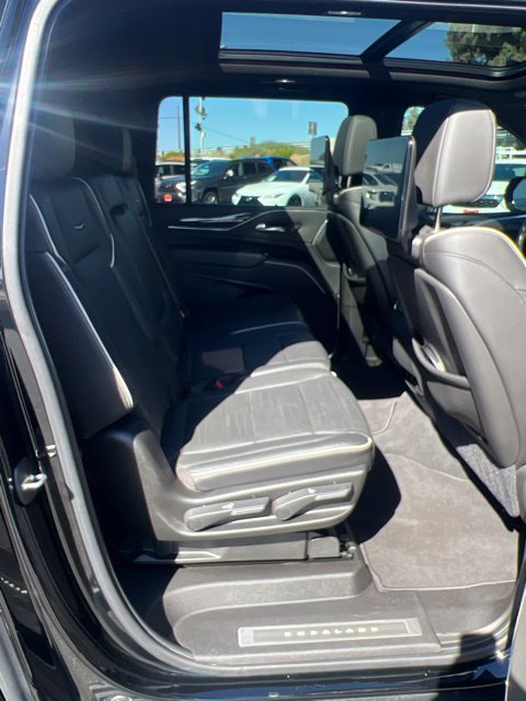 Used 2021 Cadillac Escalade ESV Sport w/ Driver Assist Tech Package AWD/4WD image 21