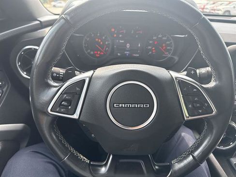 Used 2021 Chevrolet Camaro LT w/ Technology Package RWD image 39