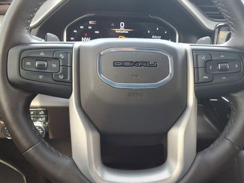 Used 2025 GMC Sierra 1500 Denali image 26