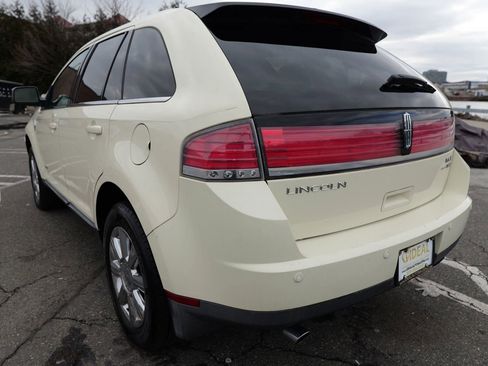 Used 2008 Lincoln MKX AWD image 6