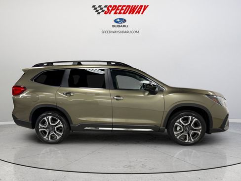 New 2025 Subaru Ascent Touring w/ Popular Package #2 image 8