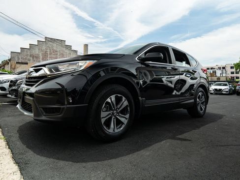 Used 2018 Honda CR-V LX image 8