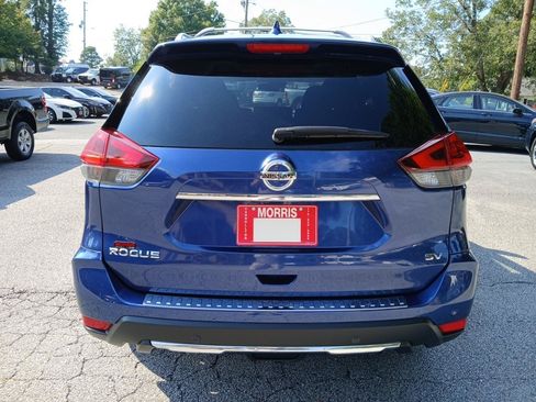Used 2020 Nissan Rogue SV w/ Premium Package FWD image 7