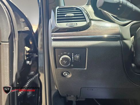 Used 2021 Jeep Grand Cherokee Overland AWD/4WD image 33