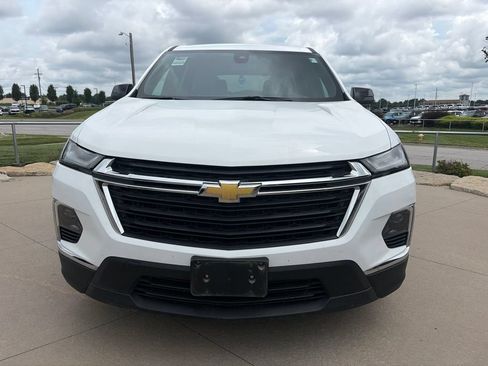 Used 2023 Chevrolet Traverse LS AWD/4WD image 3