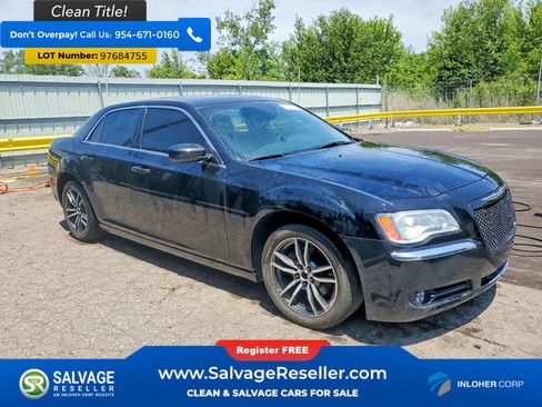 Used 2014 Chrysler 300 C w/ Light Group RWD image 5